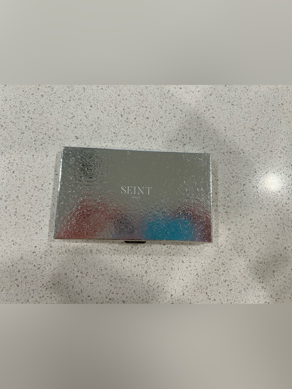 Seint IIID Makeup Palette
Silver
Magnetic
Compact Case with Mirror
5x3
Retired